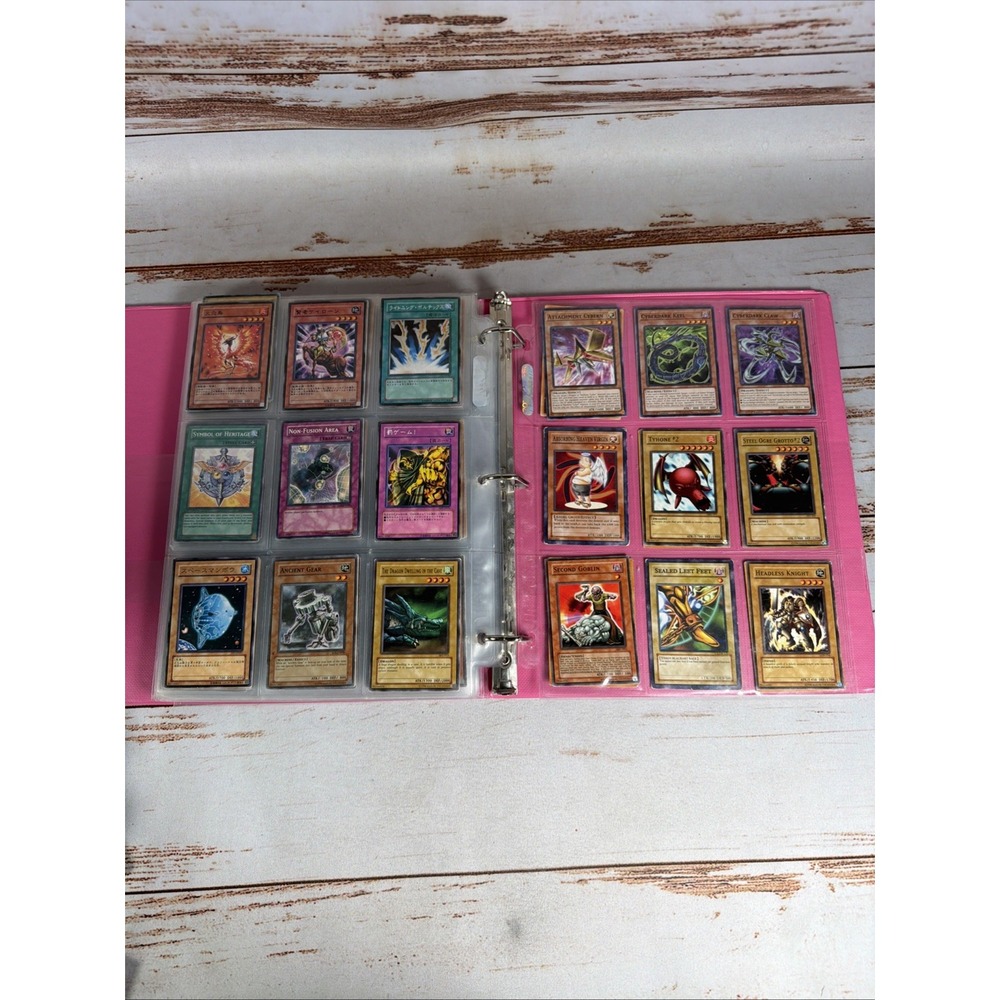 Vintage Yu-Gi-Oh! Trading Card Lot 252 Cards Mixed Holo Collection Binder - Picture 10 of 10